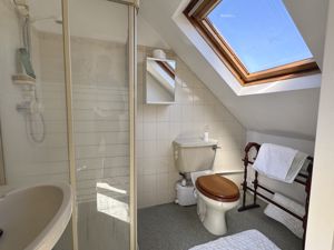 Photo 16- click for photo gallery